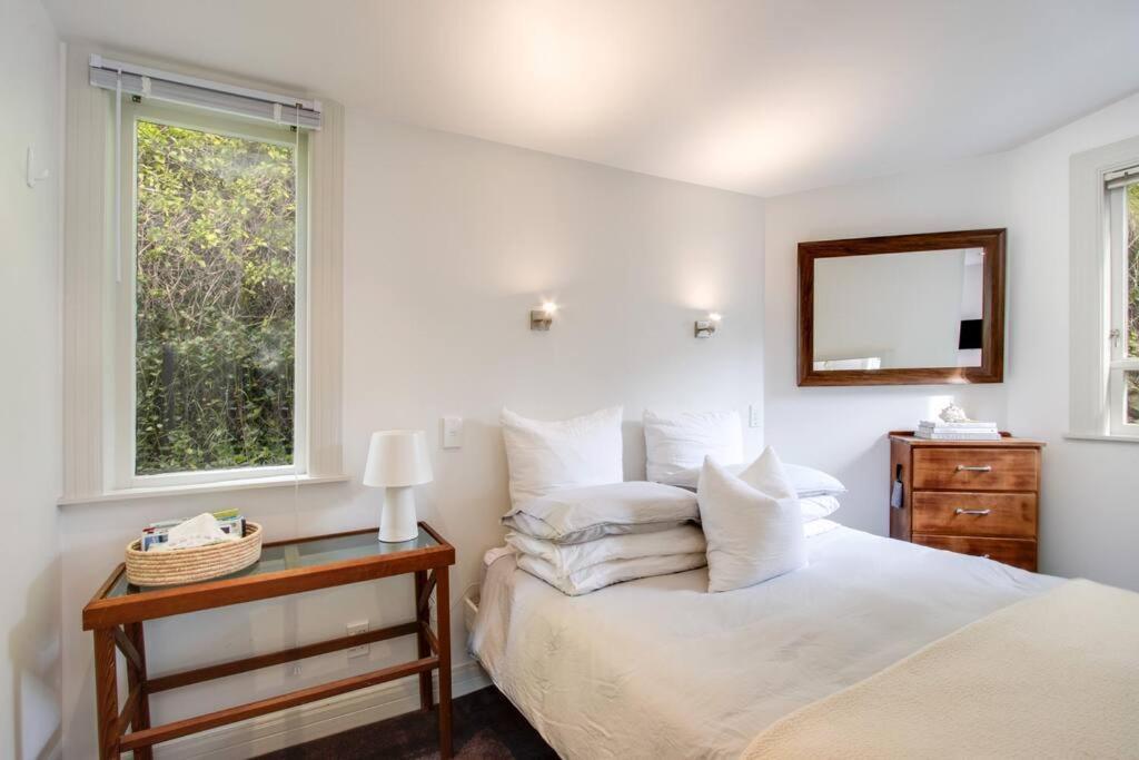 Tiny Home Big Vibes In Central Napier Exterior foto